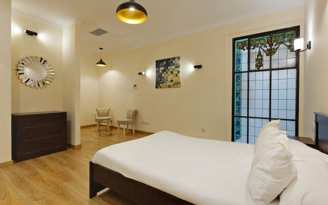 HOMEnFUN Puerta del Sol 3