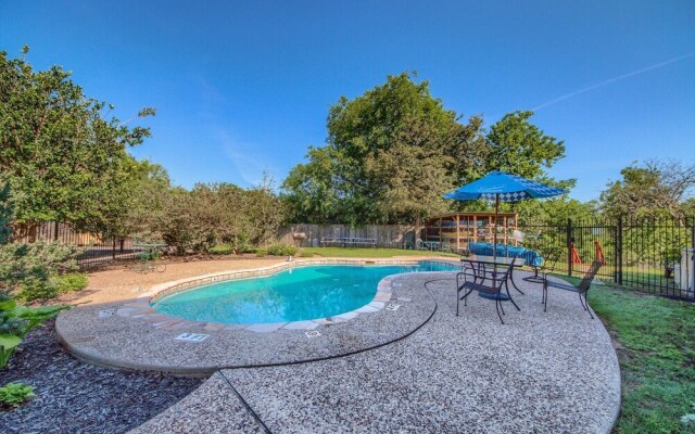 Ss 6b Teckelhaus 2 Bedroom Condo by RedAwning