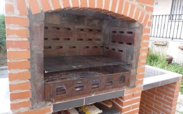 Apartment With 3 Bedrooms in Ávila, With Enclosed Garden