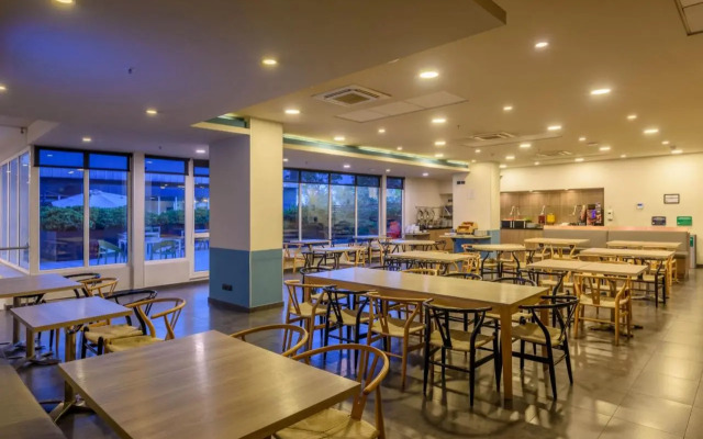 City Express Plus by Marriott Bogota Aeropuerto