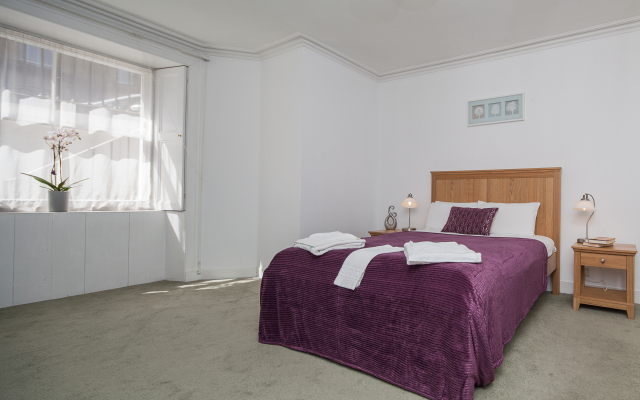 Piries Hotel