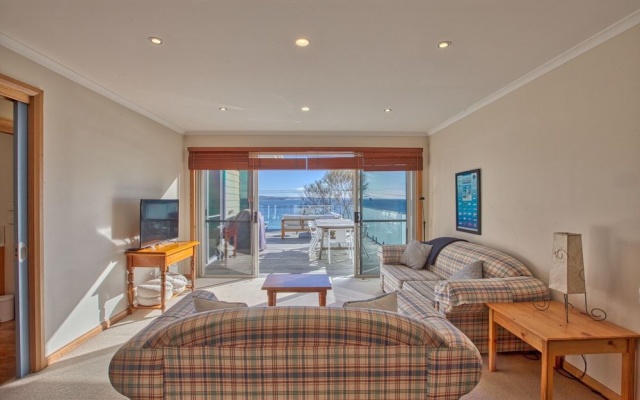 Beach Side Bay Of Fires – Guest Rooms – Binalong Bay