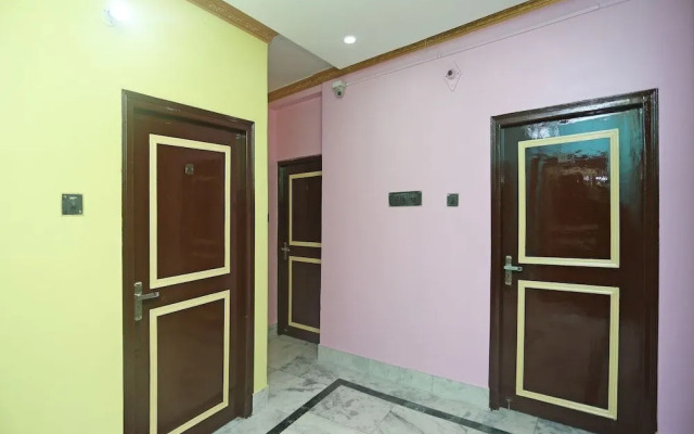 Hotel Continental & Lodge by OYO Rooms