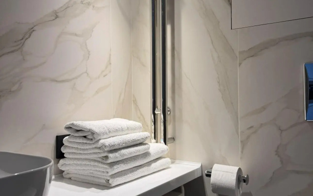 Двухуровневые апартаменты Море и Горы на улице Фигурная