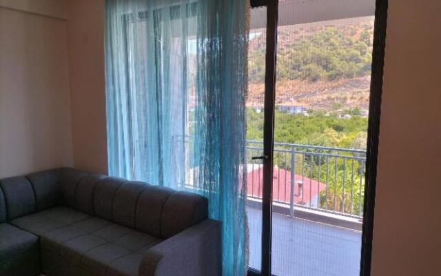 Havuz spor hamam cocukoyunalanı imkanı sunan konut