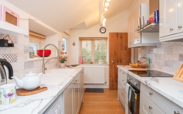Cartref Lodge