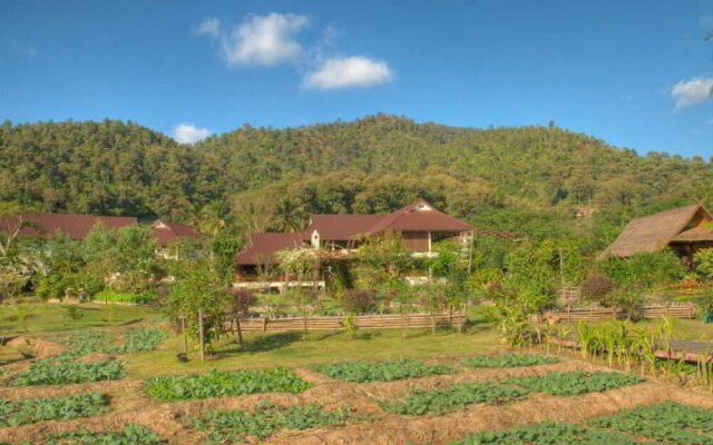 Maekok River Village Resort