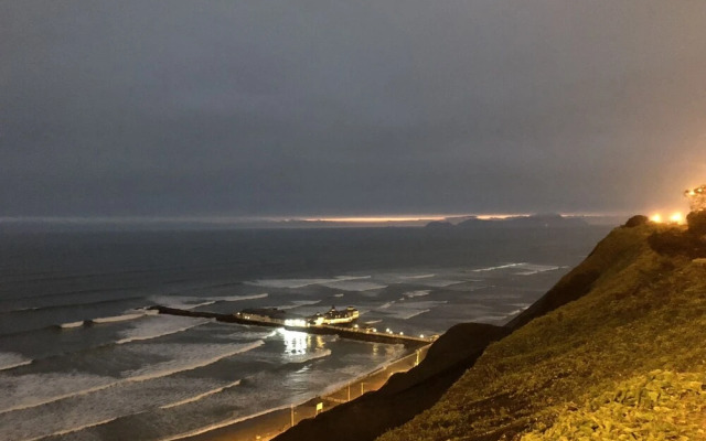 Large Apartment in Miraflores - Up to 12