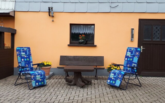 Pretty Apartment With Garden, Bbq, Deckchairs, Carport