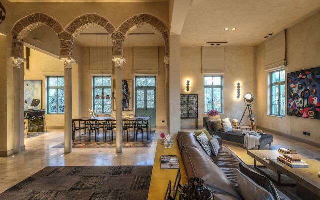 The Pearl of Jaffa Lux Apt by Sea N Rent