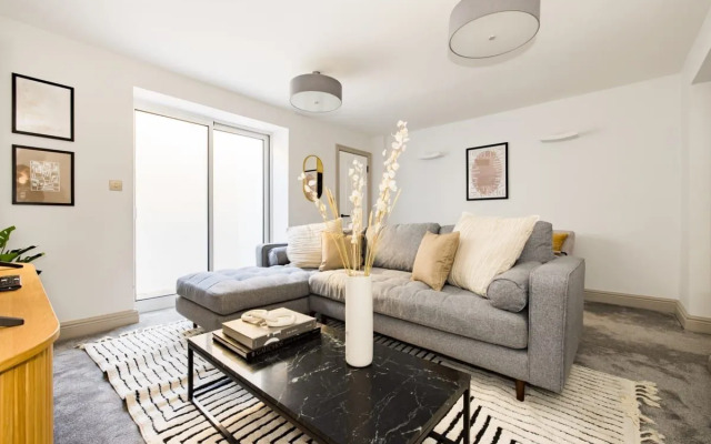 The Greenwich Hideaway - Glamorous 4bdr House With Garden