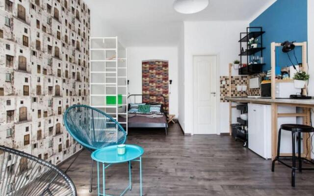 BpR Colorist Apartments