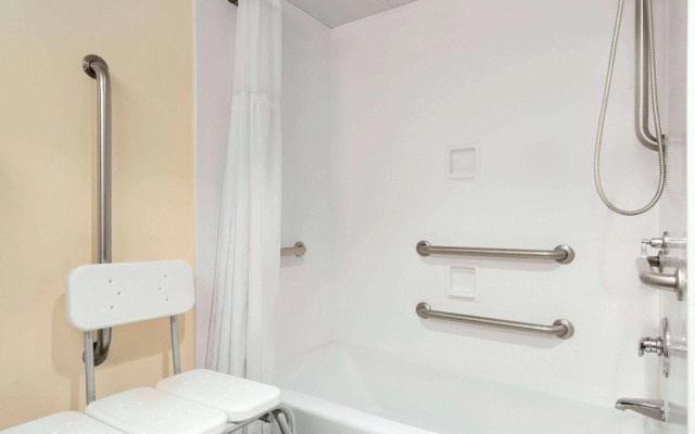 Ramada by Wyndham Alpena