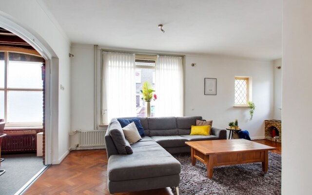 Simplistic Holiday Home in Kaatsheuvel near Efteling