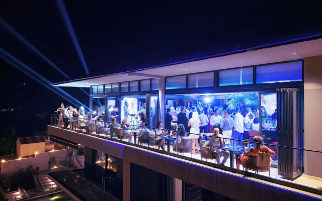 Royal Blue Resort & Residence