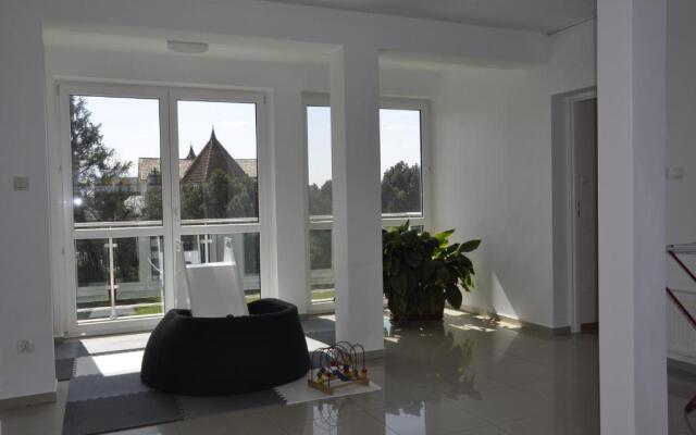 Eugen Apartments