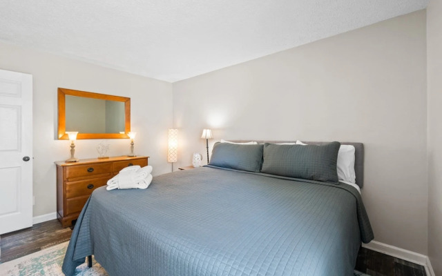 Beachy Bonanza by Book That Condo