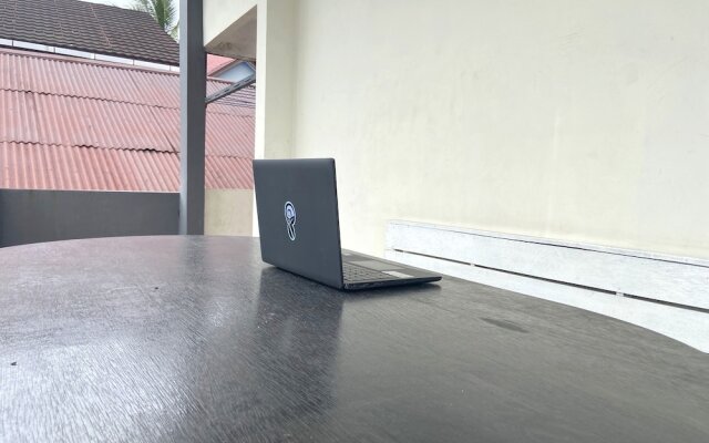 SPOT ON 92544 Senja Homestay