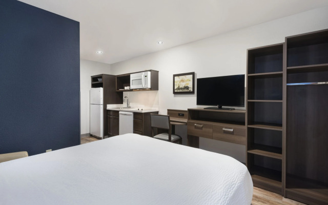 WoodSpring Suites Plano - North Dallas