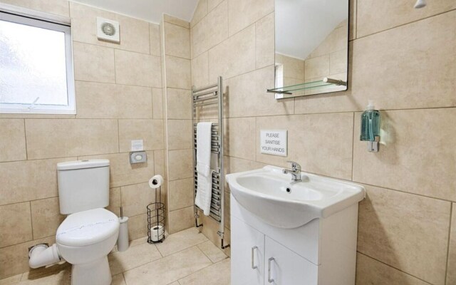 4br-11guests-patio-familyfriendly-citycentre-beach