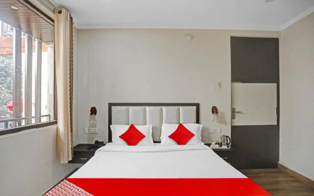 OYO Flagship 806719 Shyam Inn