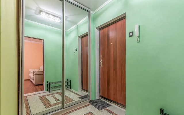 The apartment is located on Bulatnikovsky lane 6 building 1