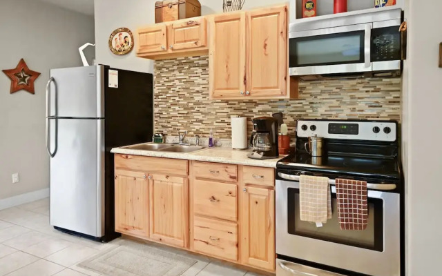 Far View Gasthaus 2 Bedroom Apts by RedAwning