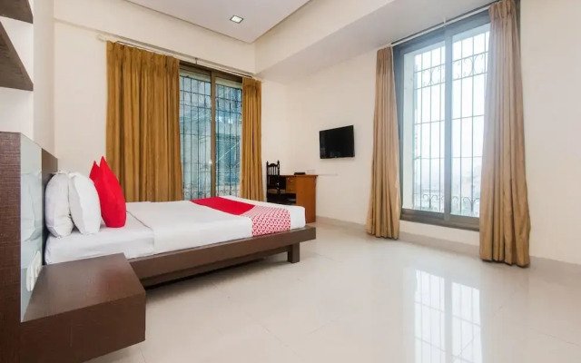 OYO 20015 SilverKey Bandra East BKC Bandra