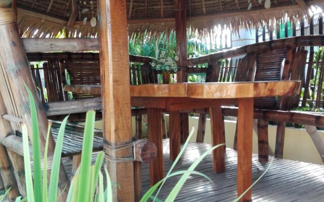 Coron Vista Lodge