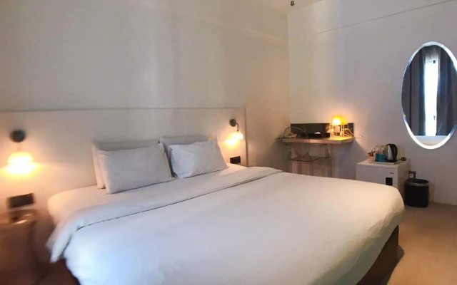 Melange Boutique Hotel