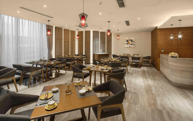 Holiday Inn Chengdu Airport by IHG