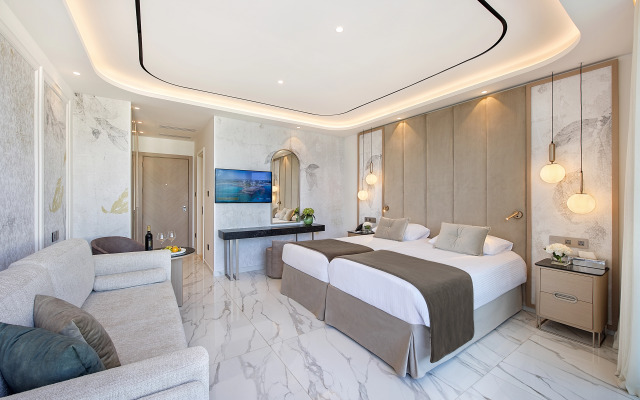 Adams Beach Hotel & Spa
