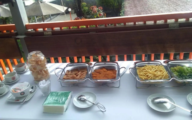 Sturgis Boutique Hotel Cipanas