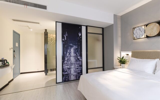 ibis Styles Chengdu Chunxi Taikoo Li Hotel