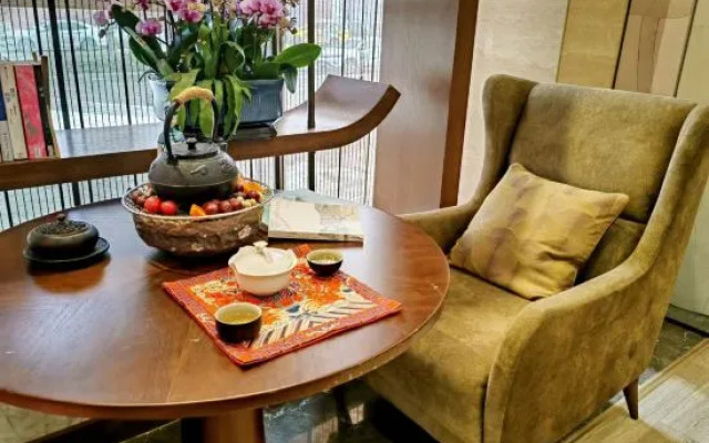 Century Runhua Hotel