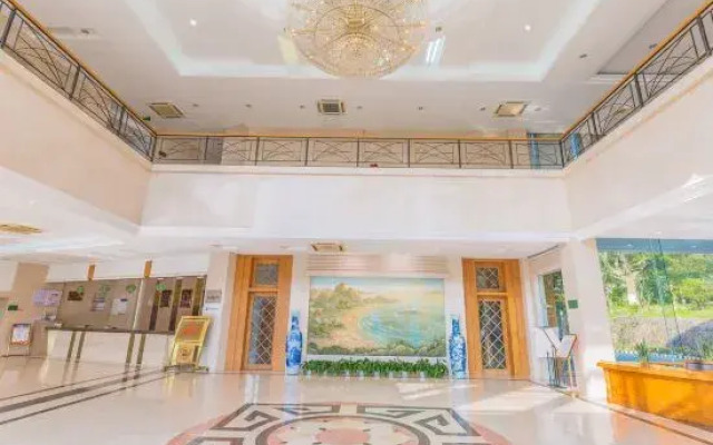 Danfenglin Tourist Hotel