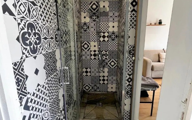 Charmant bungalow climatisé avec jacuzzi