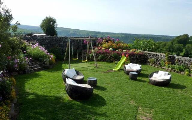 Logis Hôtel Restaurant & Spa Les Remparts