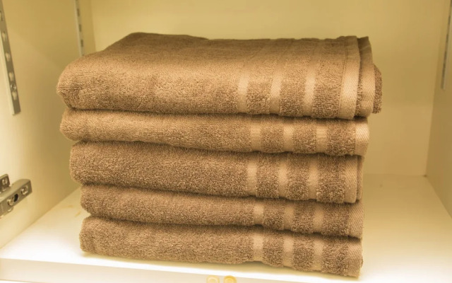 Resort House Plus One