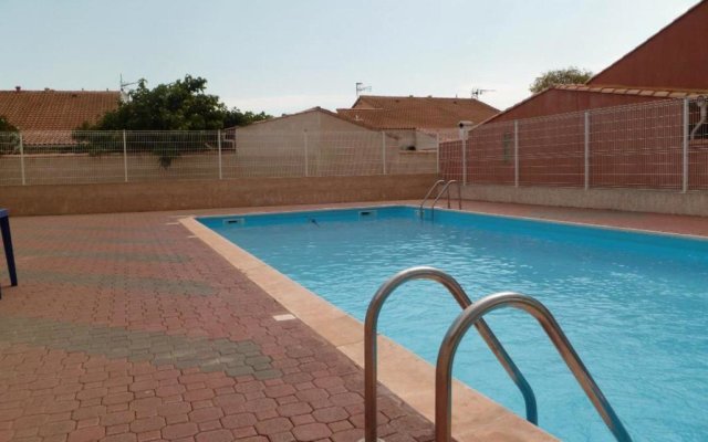 Maison de 2 chambres avec piscine partagee et jardin clos a Gruissan