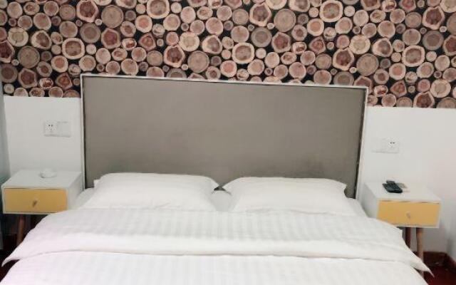 OYO YaShe Hotel