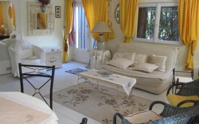 Appartement Le Lavandou, 2 pièces, 4 personnes - FR-1-251-12