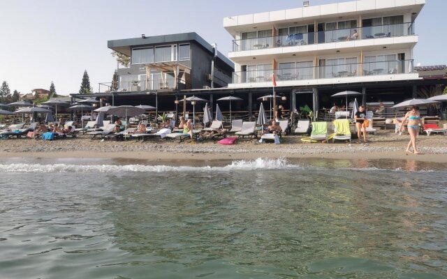 Sun Hotel by En Vie Beach - Adults Only