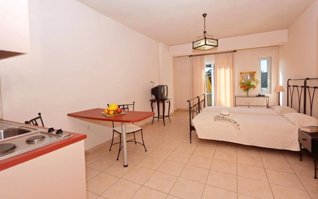 Lambrinos Suites
