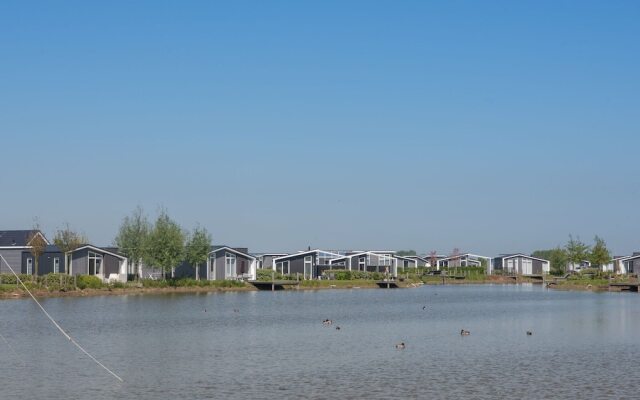 Modern, High-quality Chalet With Wifi Near the Oosterschelde