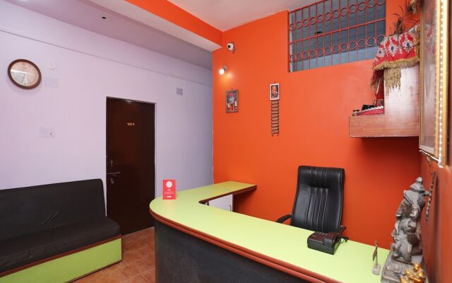 Oyo Flagship 30922 Hotel Aditya Inn