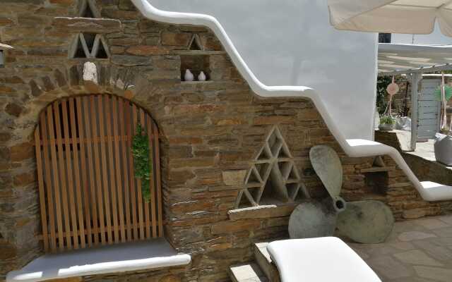 Onar Hotel and Suites