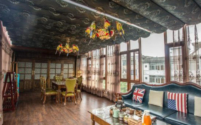 Minguo Memory Oufan Hotel