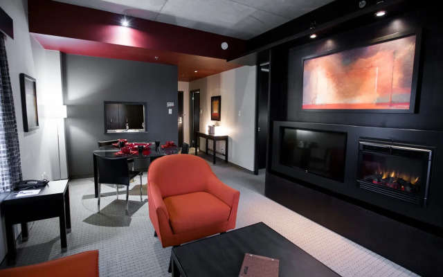 Grand Times Hotel Quebec City Airport