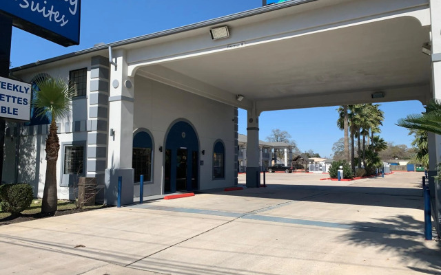 Sunrise Inn & Suites